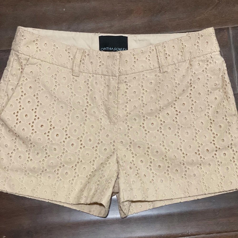 Lace shorts